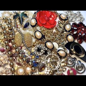 10 Piece GOLD & SILVER Designer, signed & unsigned pieces~Vtg Modern Jewelry Lot